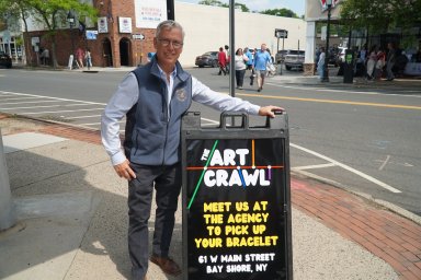 Art-Crawl-Photo-1