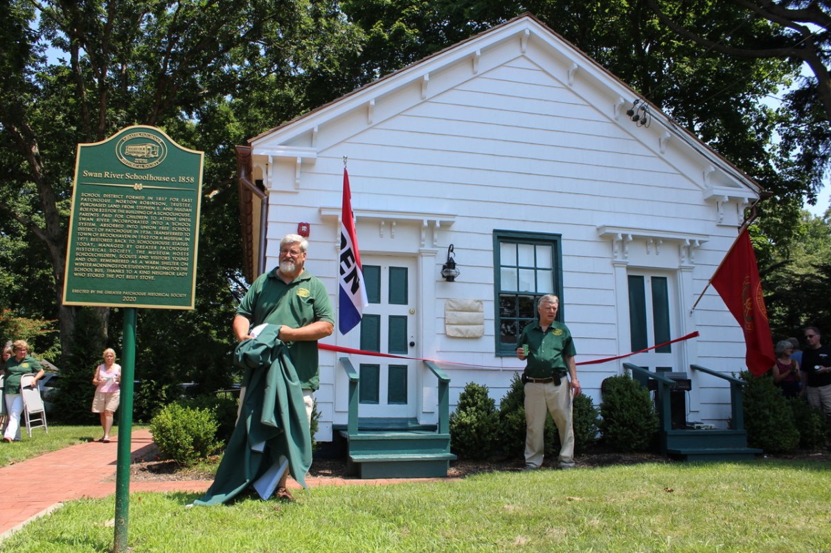 FIN Swan River Schoolhouse-1